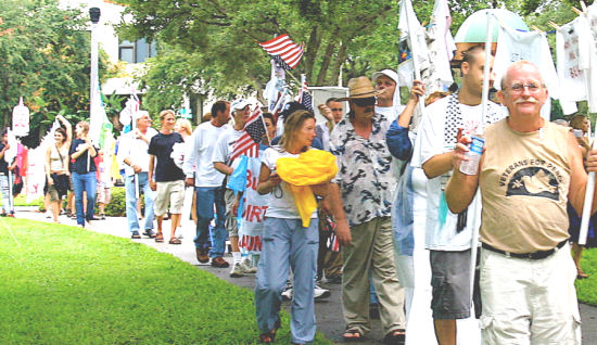 Bush's Dirty Laundry march, 4th of July 2007, St. Petersburg, FL, St. Pete for Peace